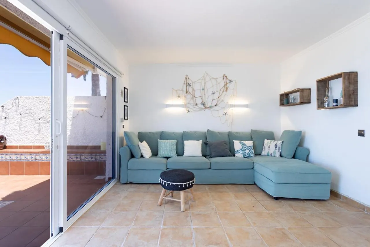 아파트 Home2Book Amazing La Palmita Suite La Victoria de Acentejo